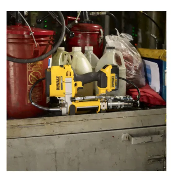 Инструмент Dewalt Пистолет для смазки DCGG571M1 18 V-1
