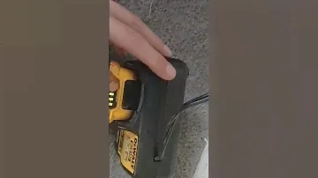 #easy #dewalt #handyman #contractor #charger #12v #battery #lowesexclusive